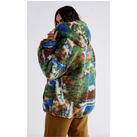 Free People Cozy Campfire Oversized Heavy-Duty Zip-Up Jacket in HEATHER GREY - Picture 2 of 9